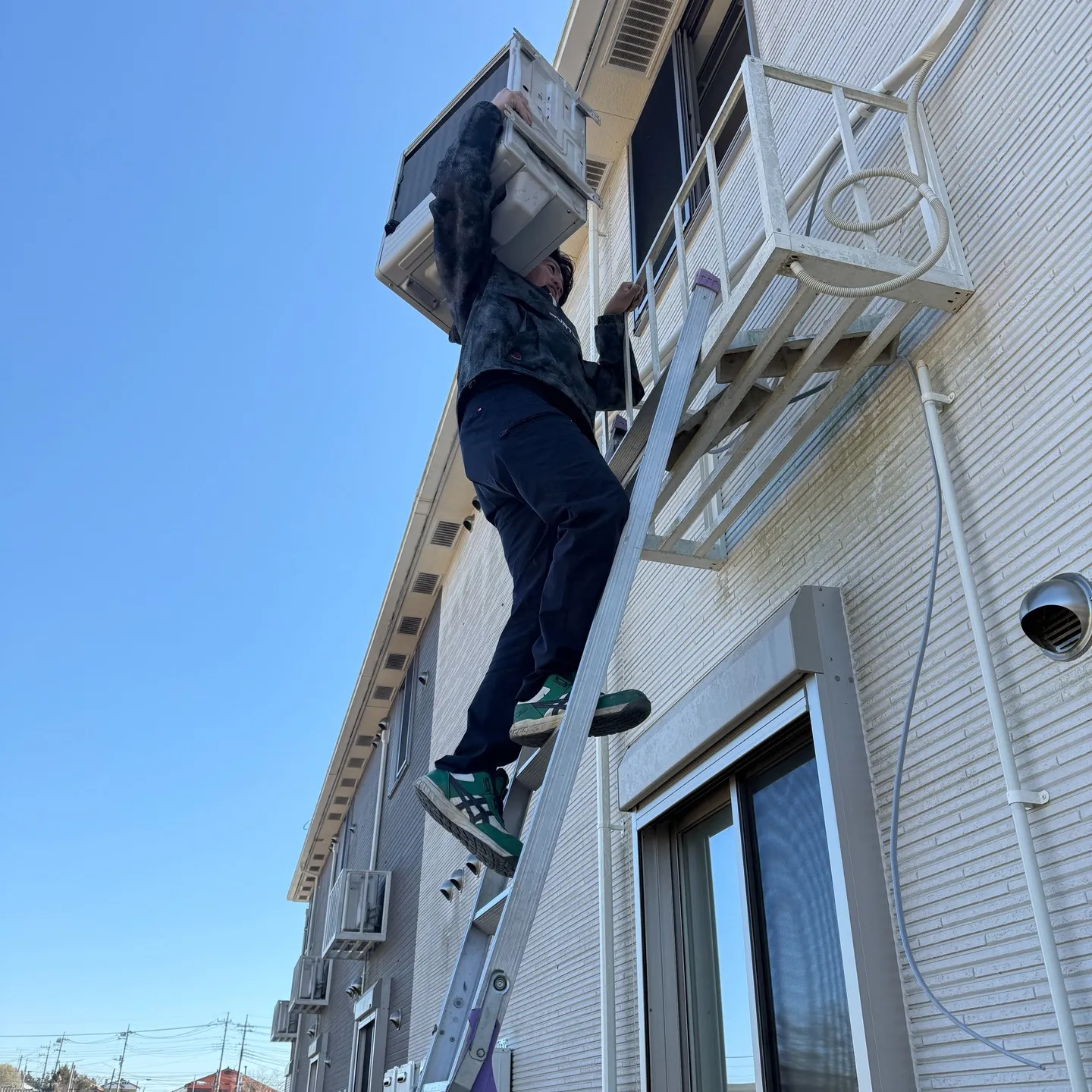夏に向けてエアコンの動作確認はお済ですか？☀️ 今年は酷暑と...